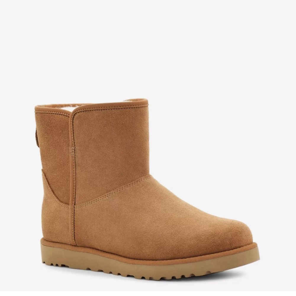 UGG Cory II Bootie Chestnut size 8.5